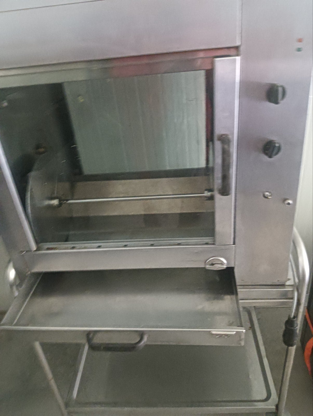kippengrill,ubert,frijado,cr40,220v,ideale machine voor prof, Gebruikt, Ophalen of Verzenden, Heteluchtoven, 55 tot 60 cm