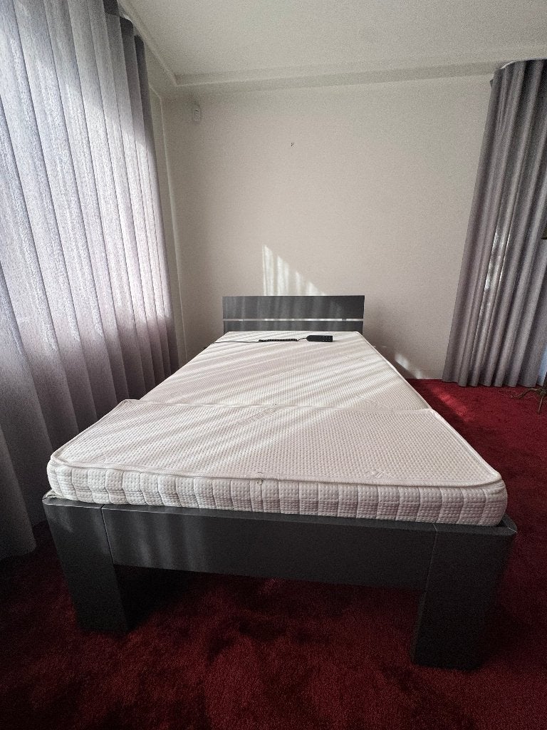 Elektrisch Verzorgbed Morgana 120x200 Tencel Matras - ZGAN, Ophalen, Zo goed als nieuw, Twijfelaar, 120 cm