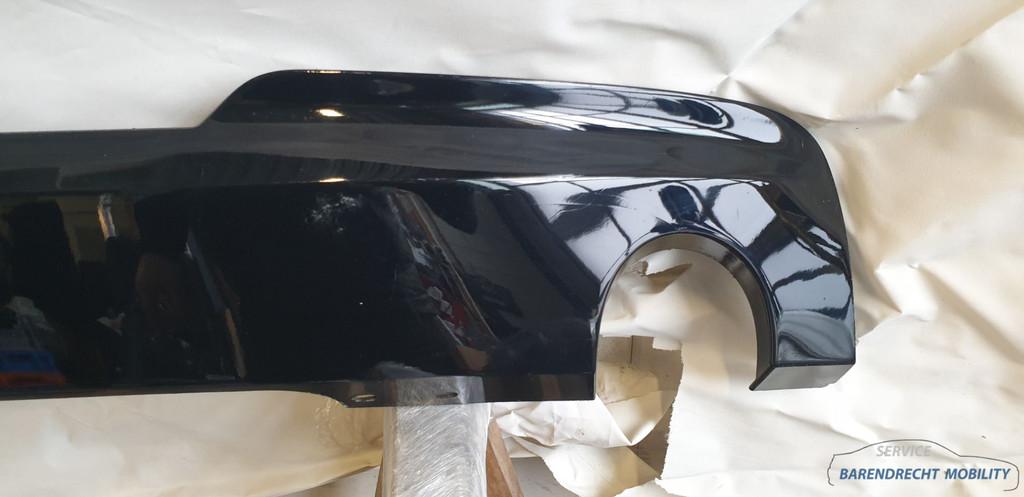 Originele diffuser F10 F11 M-pakket 5 serie 51127906283 dubb, Petuelring 130
80788  Munich, DE, Gebruikt, Info@bmw.de, Ophalen of Verzenden