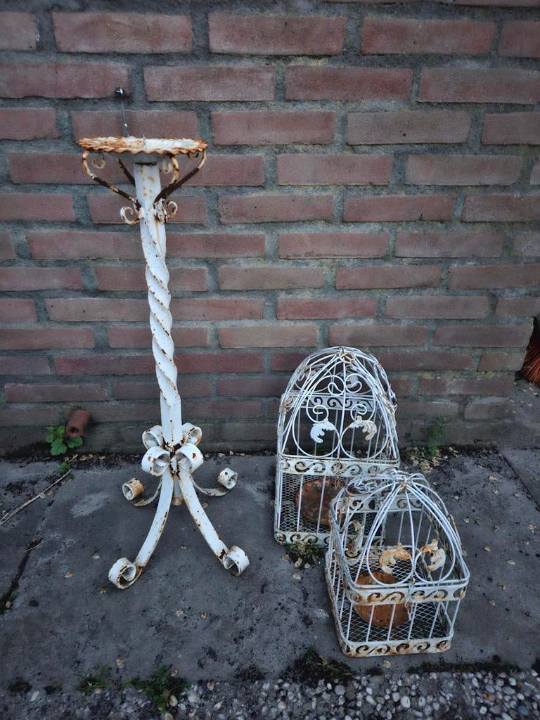 Grote zware ijzeren kandelaar en set lantaarns, Ophalen