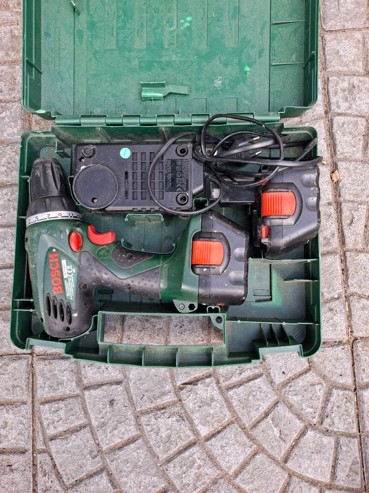 Bosch Boor- en Schroefmachine 12 V  1,5 AH, Gebruikt, Variabele snelheid, Ophalen of Verzenden, Boor- en Schroefmachine