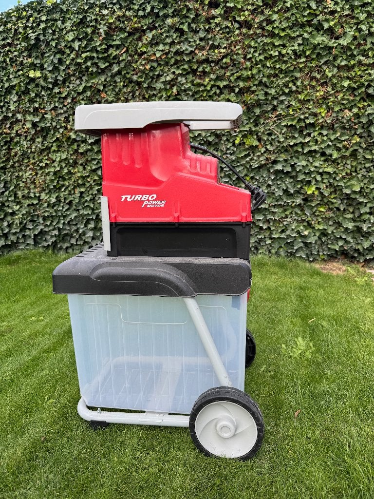 Takkenversnipperaar / hakselaar, Tuin en Terras, Ophalen, Gebruikt, Met opvangbak, Grizzly