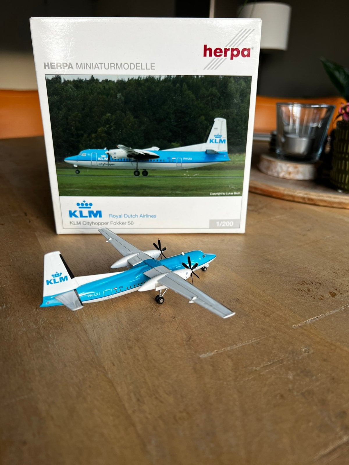 Fokker F50 KLM CITYHOPPER 1/200 Herpa, Verzamelen, Ophalen of Verzenden, Zo goed als nieuw, Schaalmodel