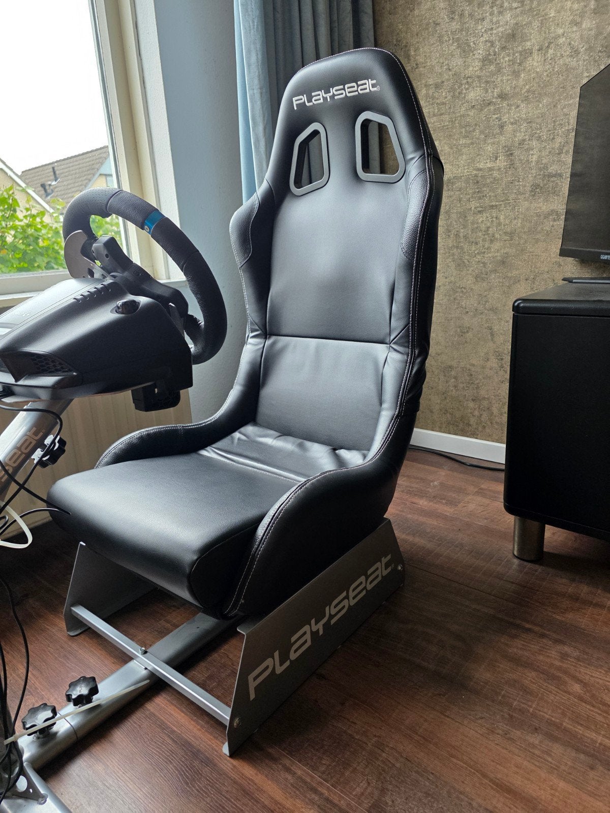 Playseat voor PS5 met Logitech G29 Racestuur en Pedalen., Ophalen, Racestoel, PlayStation, Zo goed als nieuw