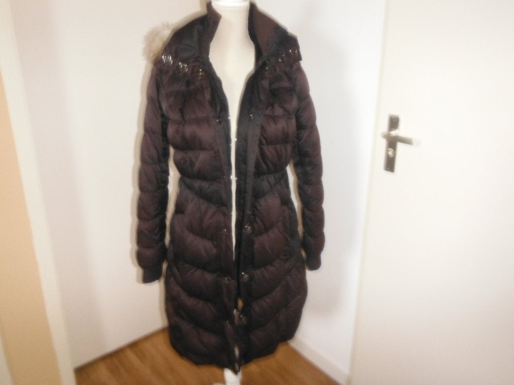 warme zwarte donsjas met capuchon, Esprit, mt 38, Maat 38/40 (M), Verzenden, Zwart, Zo goed als nieuw