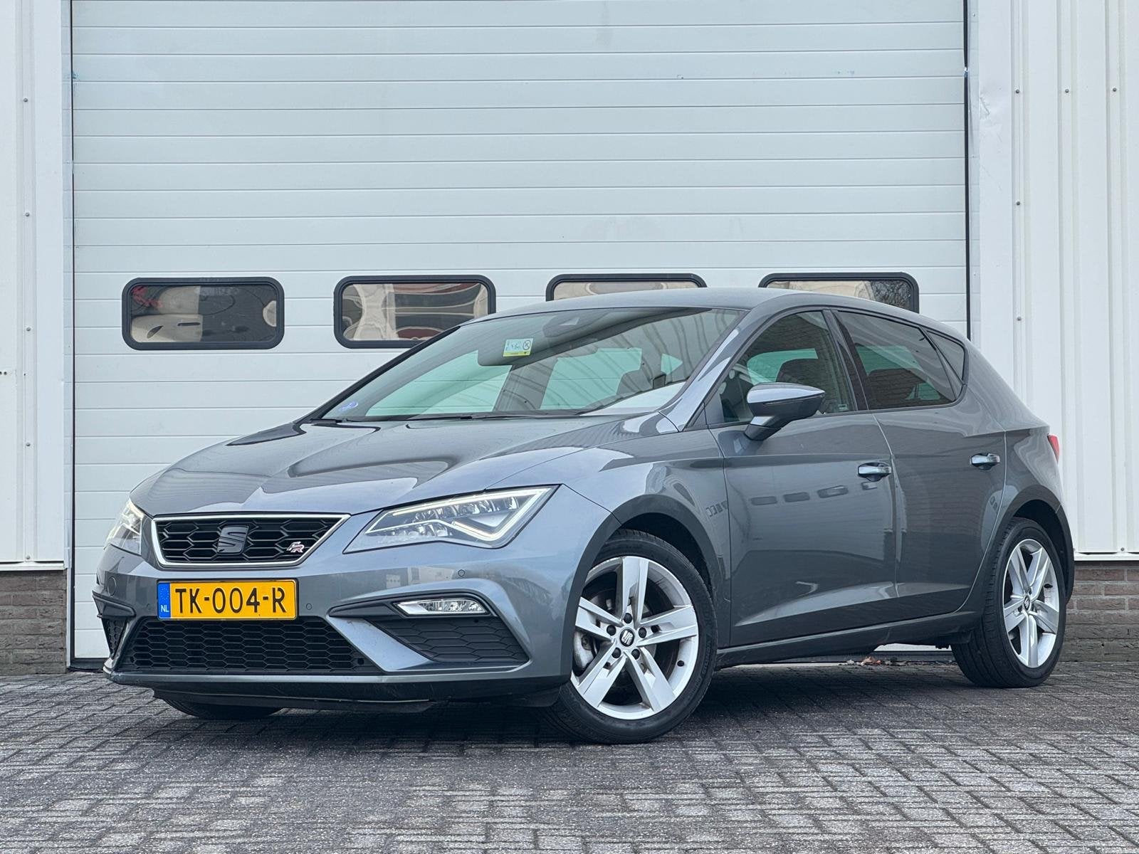 SEAT Leon 1.4 TSI FR | Trekhaak | Apple Carplay | (bj 2018), Gebruikt, Euro 6, 4 cilinders, 150 pk