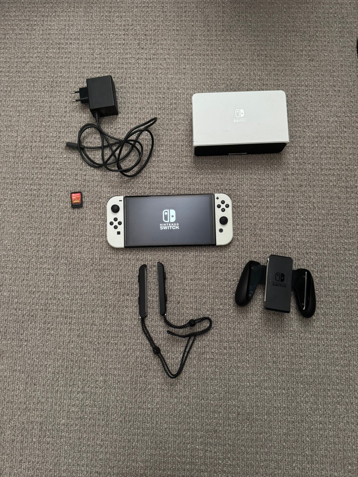 Nintendo Switch OLED Wit + Pokémon Scarlet - Nintendo Switch, Spelcomputers en Games, Spelcomputers | Nintendo Switch, Ophalen of Verzenden