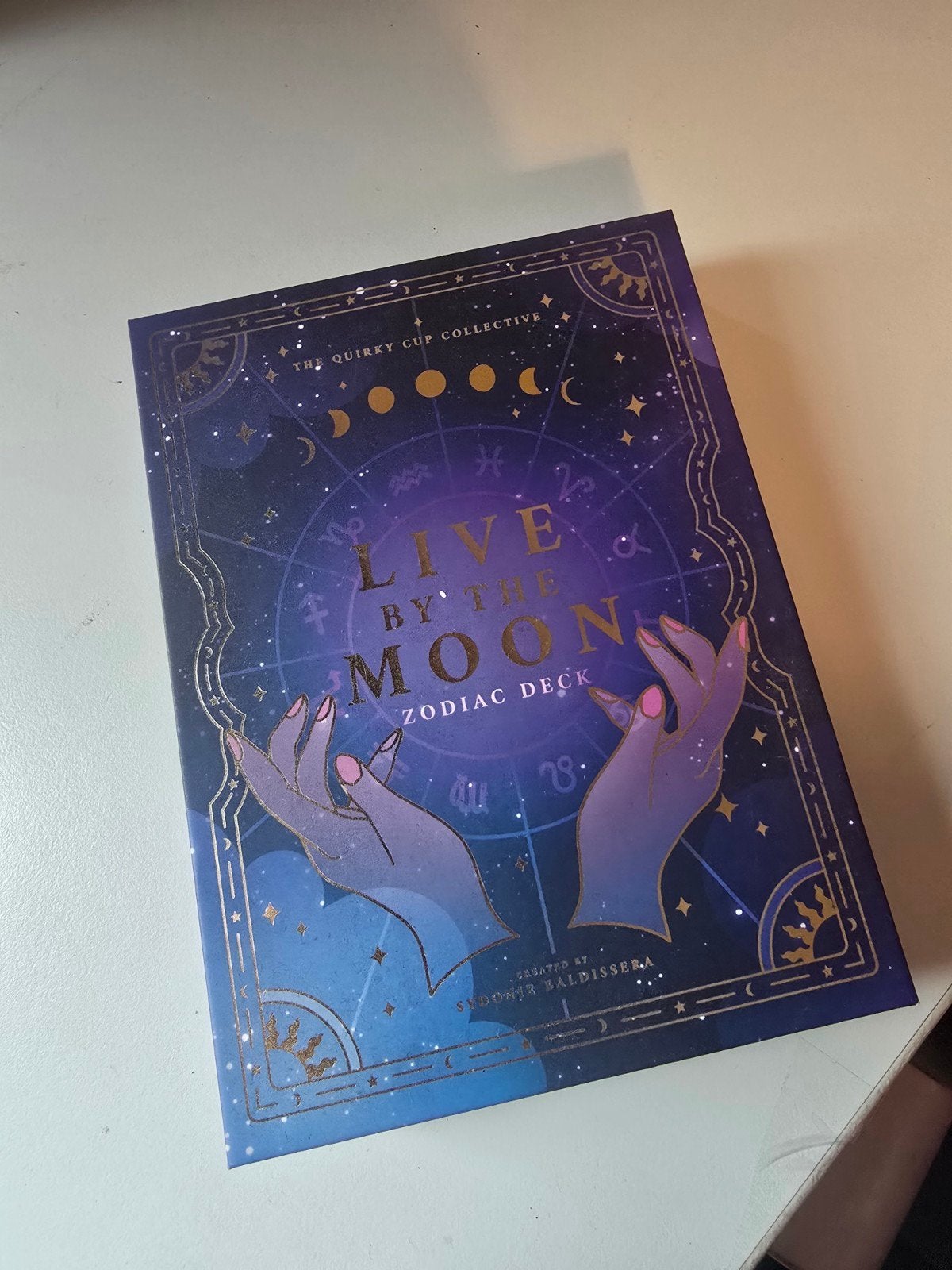 Live by the Moon Zodiac Deck - Astrologie Kaarten, Ophalen of Verzenden, Zo goed als nieuw