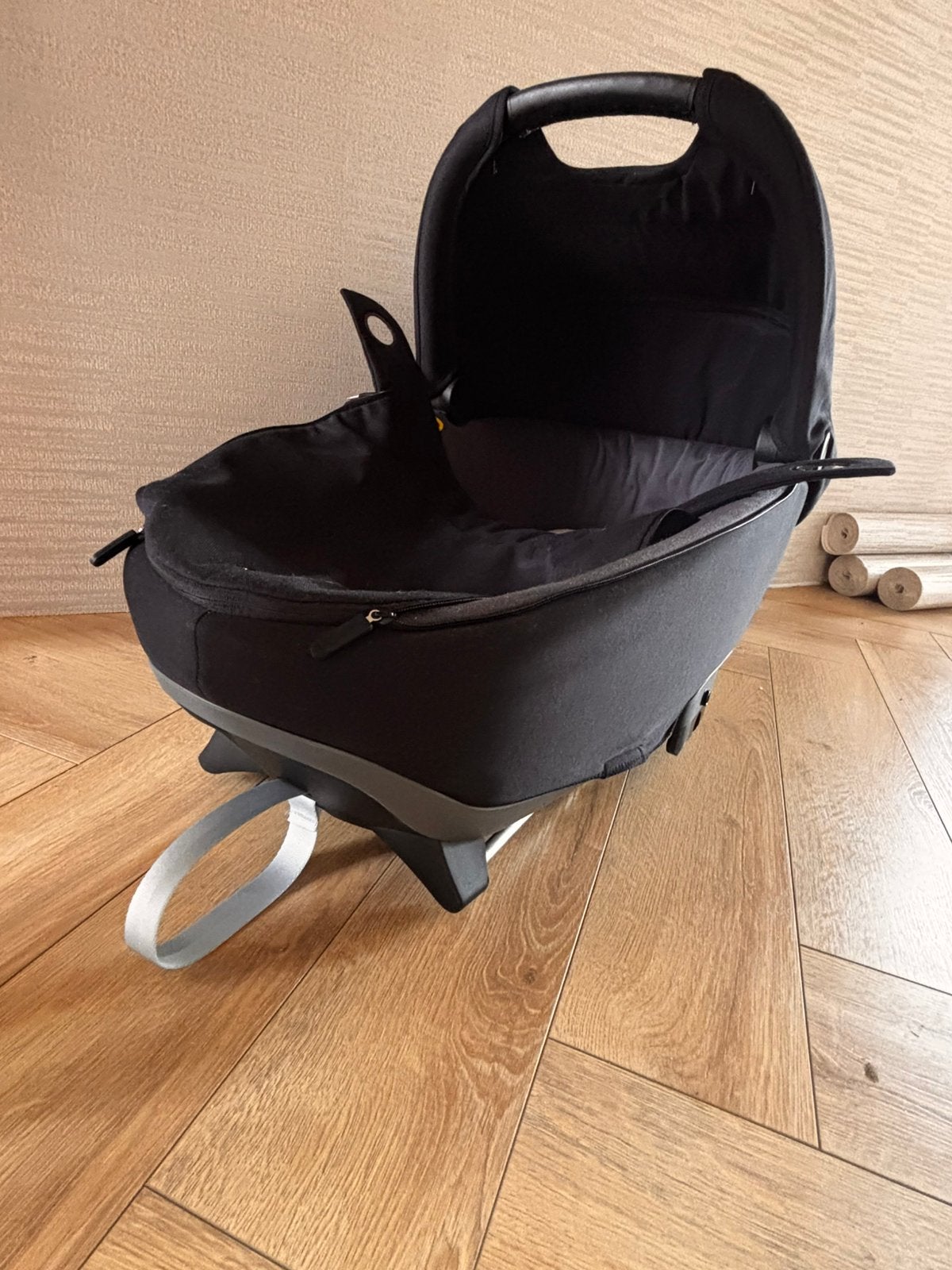 TE HUUR // Maxi Cosi Reiswieg Jade, Ophalen, Zo goed als nieuw