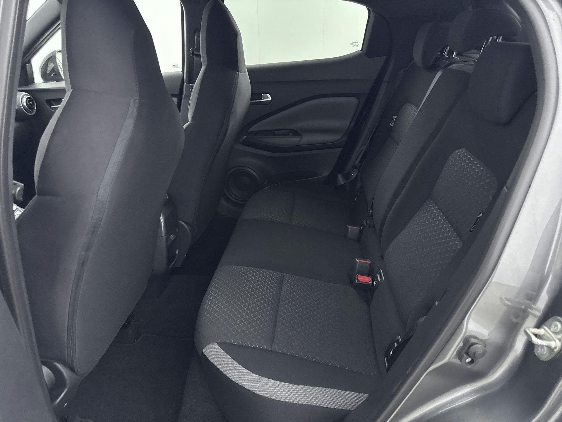 Foto 27 van Nissan Juke 1.0 DIG-T Enigma 114PK | Navigatie via Telefoon