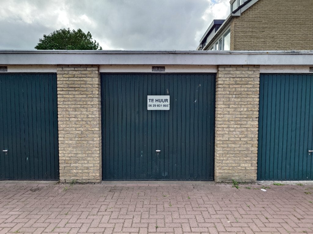 Te huur: garagebox -> opslagruimte (Hoofddorp)