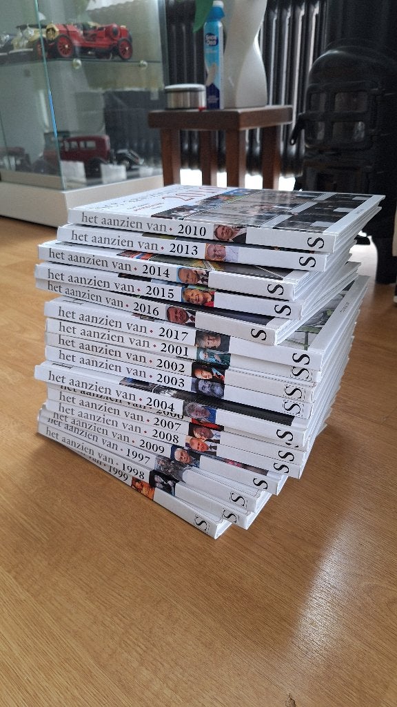 Het aanzien van diverse titels, Boeken, Ophalen of Verzenden, Nieuw, Nederland