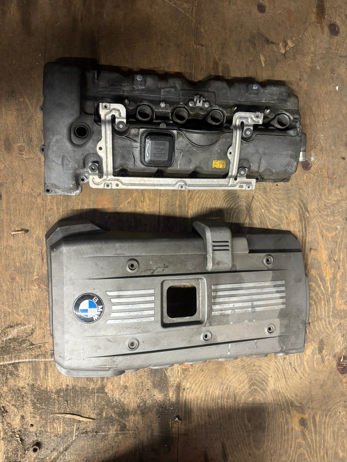 Bmw n52 kleppendeksel afdekplaat beugel, Auto-onderdelen, Ophalen of Verzenden, BMW