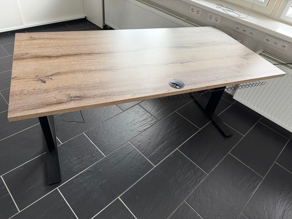 Zit-sta bureau 160 x 80, Ophalen, Kabelgoot, ., Zo goed als nieuw