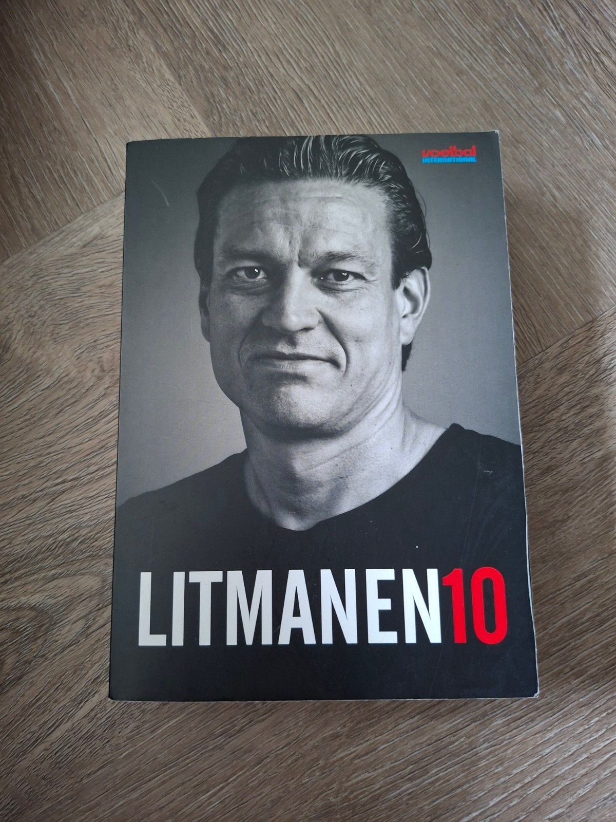 Jari Litmanen - 10, Ophalen of Verzenden, Balsport