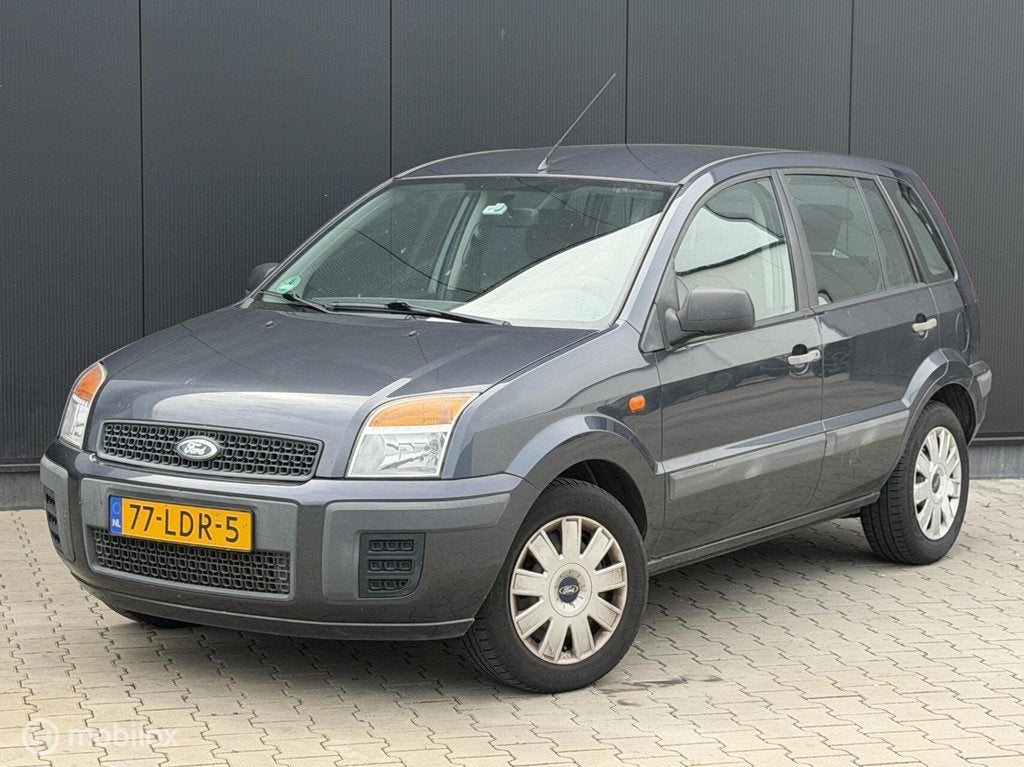 Ford Fusion 1.4-16V Style | AIRCO | TREKHAAK |, Auto's, Ford, Voorwielaandrijving, Gebruikt, 49 €/maand, Origineel Nederlands