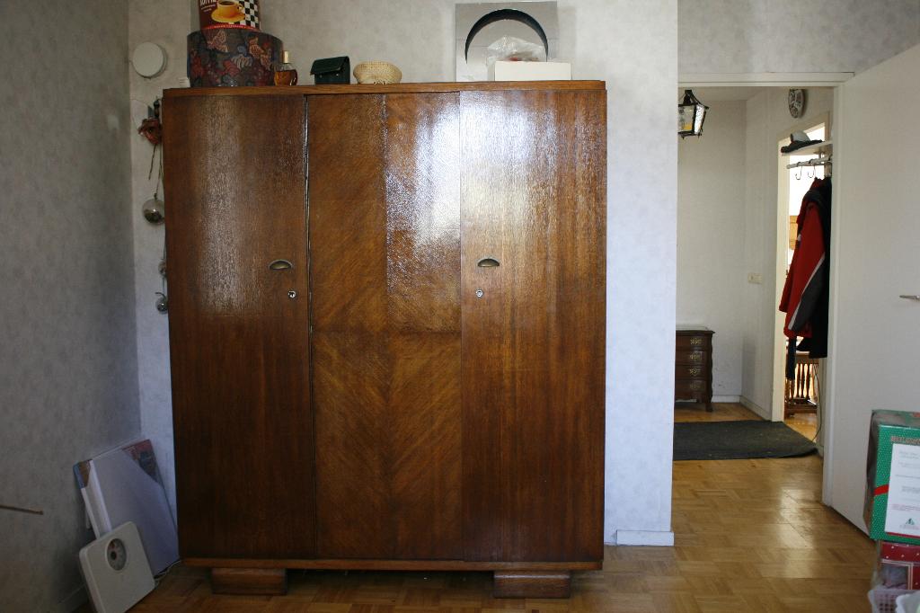 Massief houten 3-deurs kledingkast vintage154Bx182Hx52D, Huis en Inrichting, Kasten | Kledingkasten, Ophalen, Vintage, retro, Met deur(en)