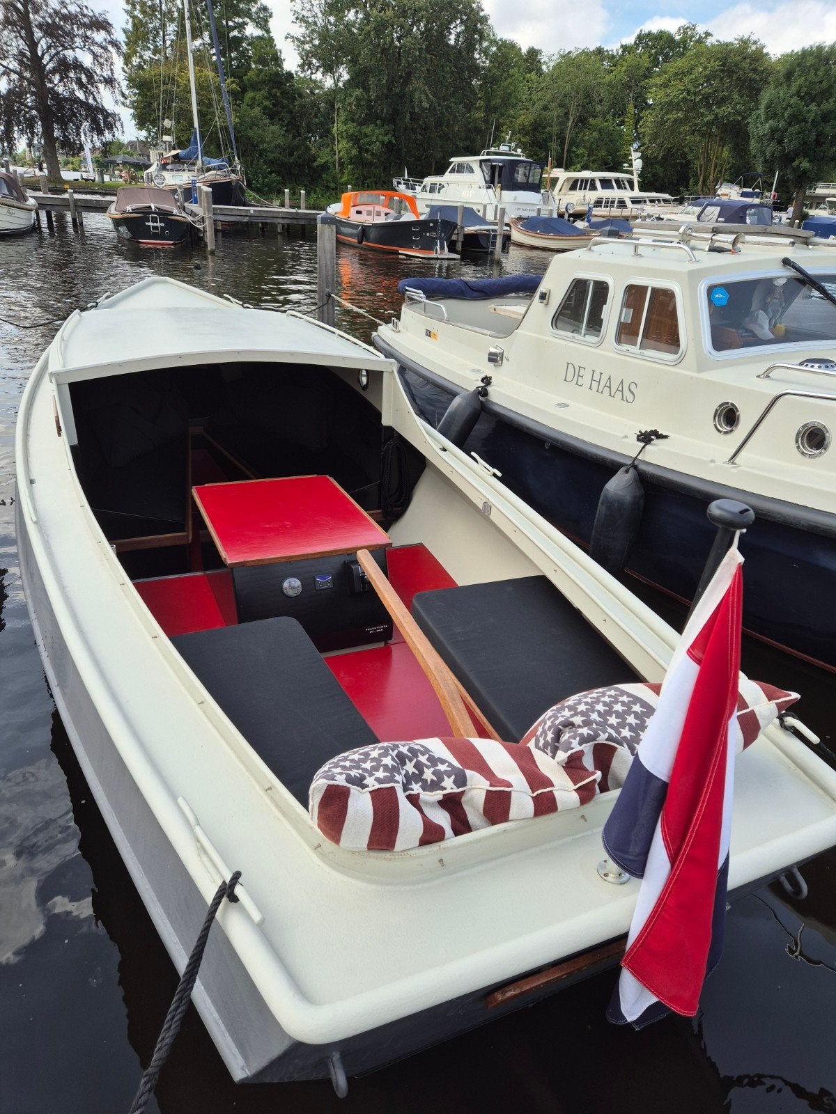 Vlet - Noardvlet, Watersport en Boten, Motorboten en Motorjachten, Binnenboordmotor, 21 pk, Diesel, Zo goed als nieuw