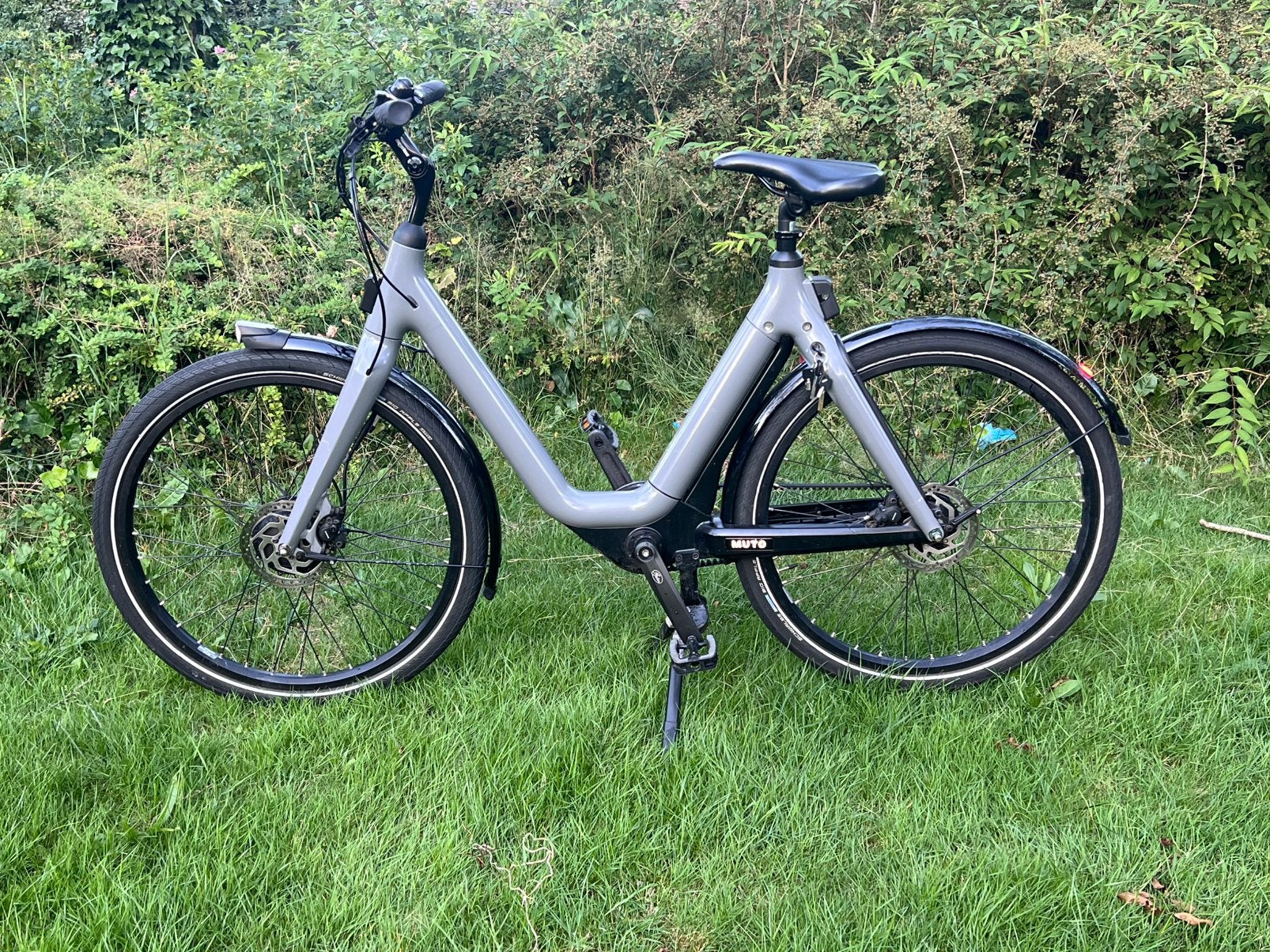 Nieuwstaat Stella Muto elektrische fiets, Versnellingen, Zo goed als nieuw, 50 tot 53 cm, Schijfrem