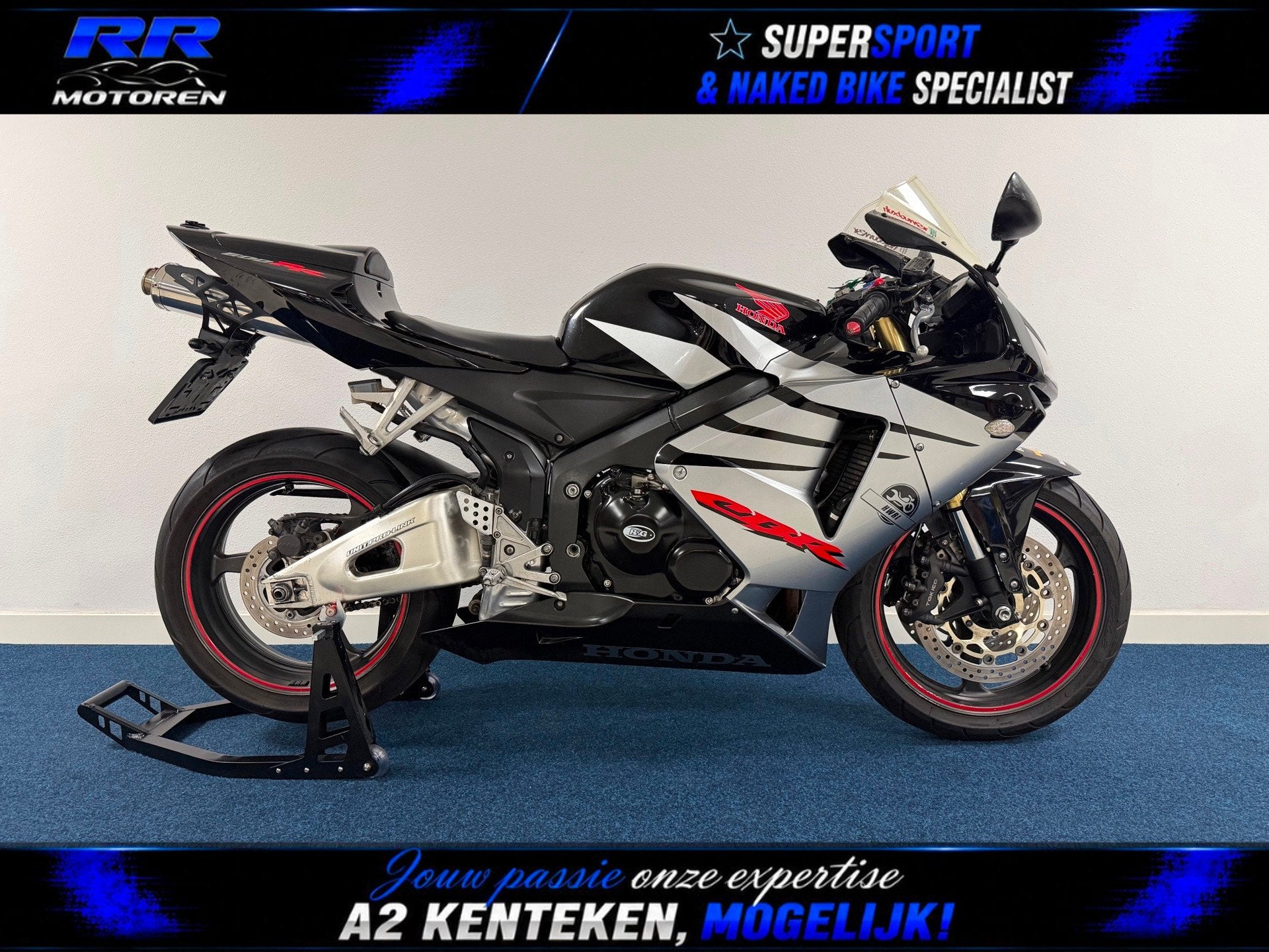 Honda Sport CBR 600RR PC37 FACELIFT BLACK - ZILVER - EDITION, Motoren, Sportuitlaat, Bedrijf, Super Sport, Meer dan 35 kW