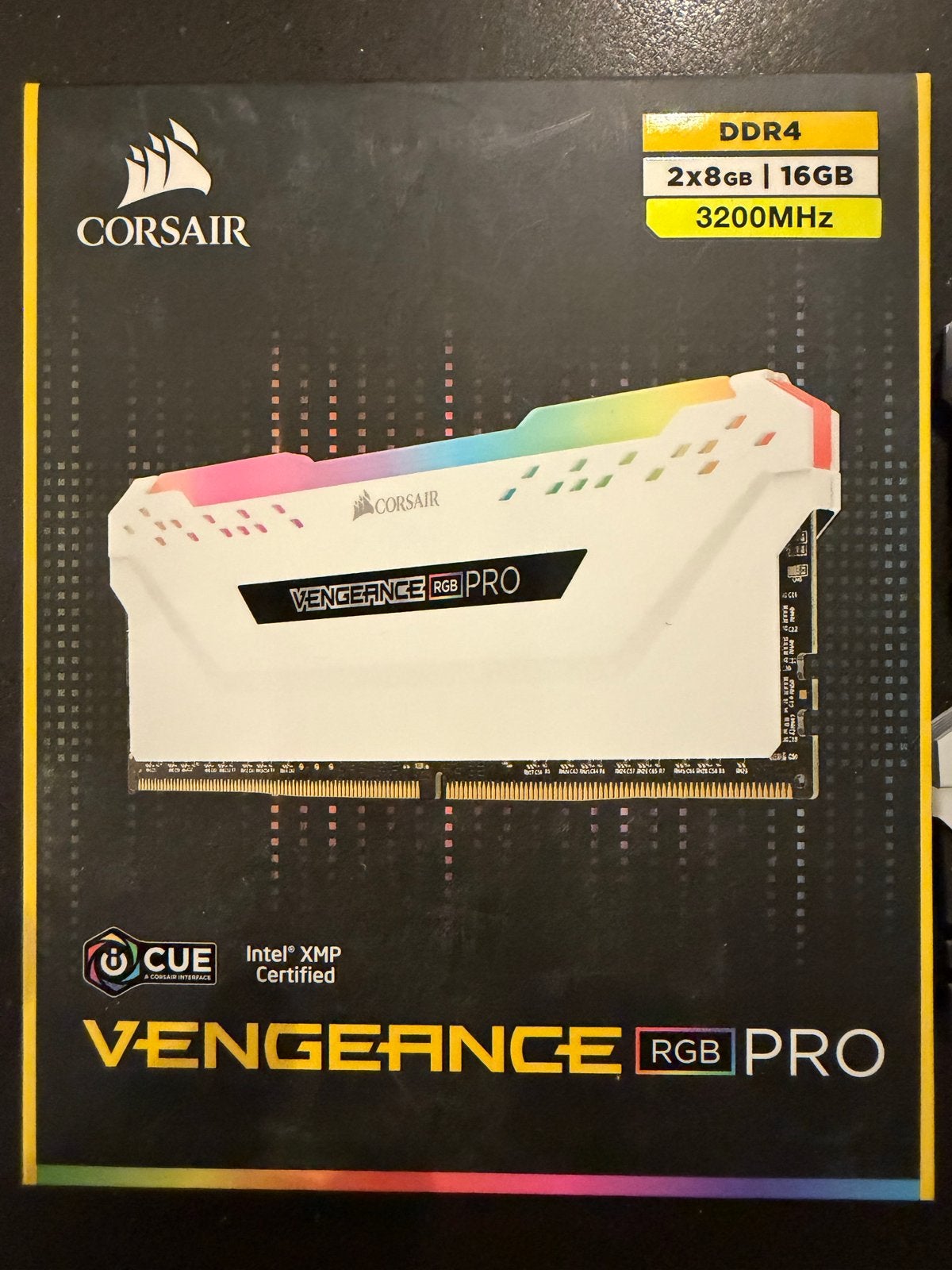 Corsair Vengeance RGB PRO DDR4 RAM 16GB (2x8GB) 3200MHz, Computers en Software, RAM geheugen, DDR4, Ophalen of Verzenden, Zo goed als nieuw