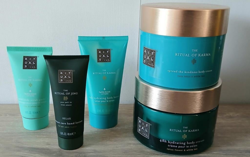 Rituals pakket Ritual of karma body cream lotion handcrème, Ophalen of Verzenden, Nieuw, Bodylotion, Crème of Olie