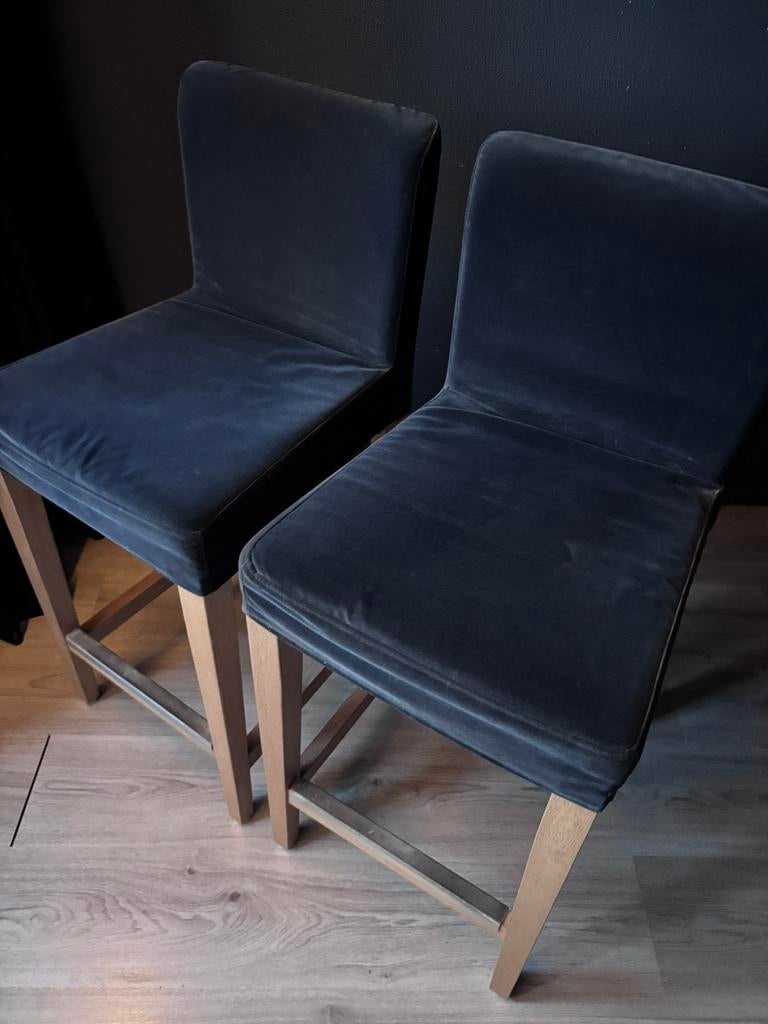 2 barkrukken, 2 krukken, Ophalen, Zo goed als nieuw, 60 tot 90 cm