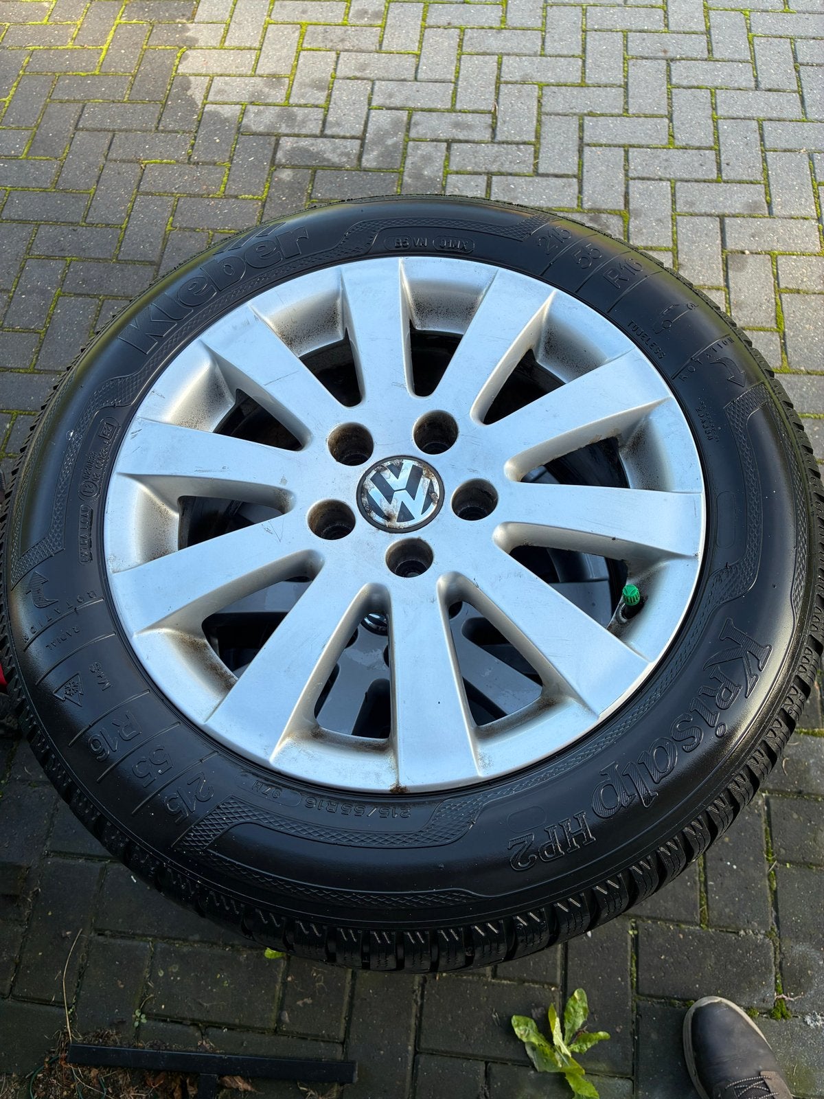 Winterbanden met velgen - Kleber Krisalp HP2 215/55 R16, Auto-onderdelen, Ophalen, 16 inch, Banden en Velgen, Winterbanden