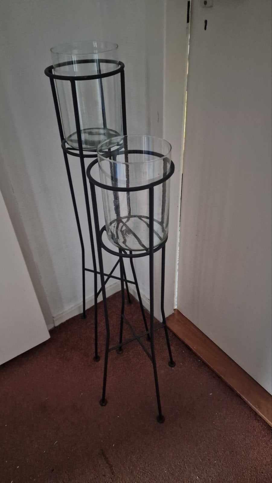 vazen op metalen standaard, Ophalen, Glas