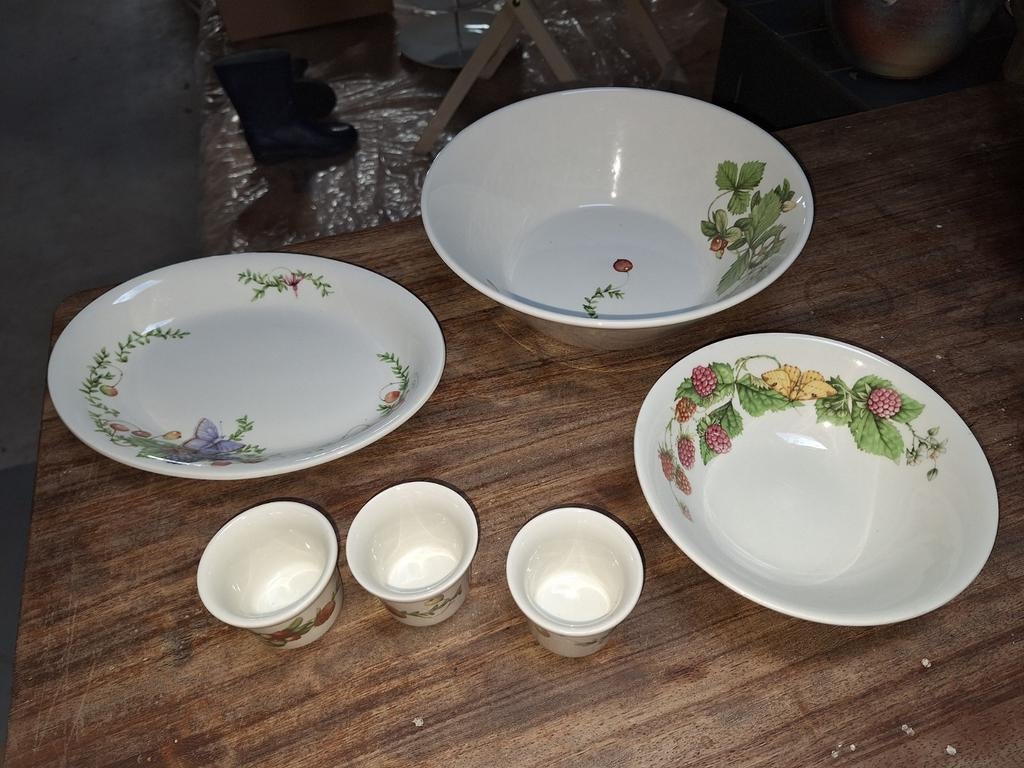 Vintage serviesonderdelen Libelle Marjolein Bastin, Ophalen, Overige stijlen, Porselein, Schaal of Schalen