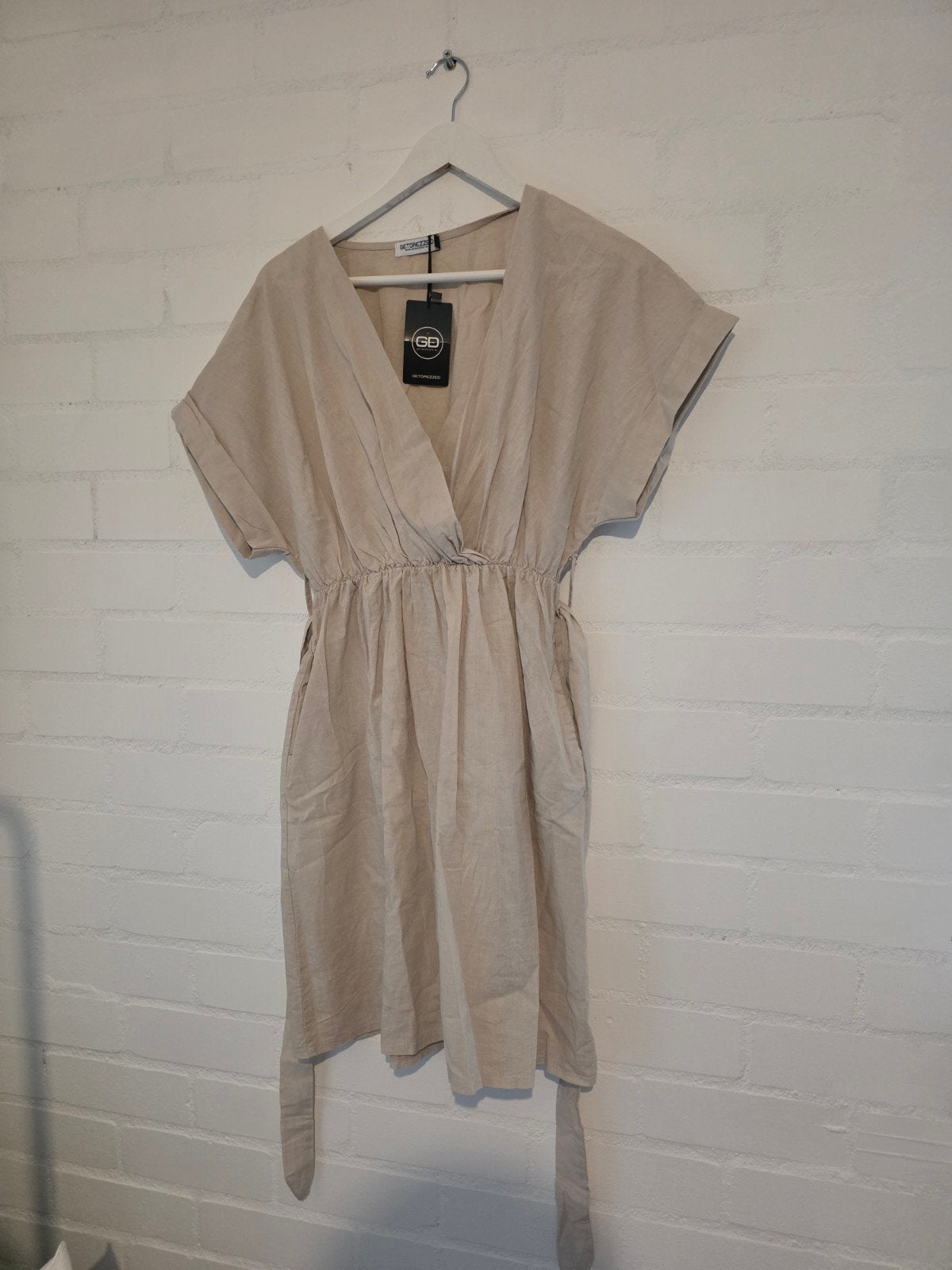 Nieuwe linnen jurk maat XL, Kleding | Dames, Beige, Maat 46/48 (XL) of groter, Nieuw, Ophalen of Verzenden