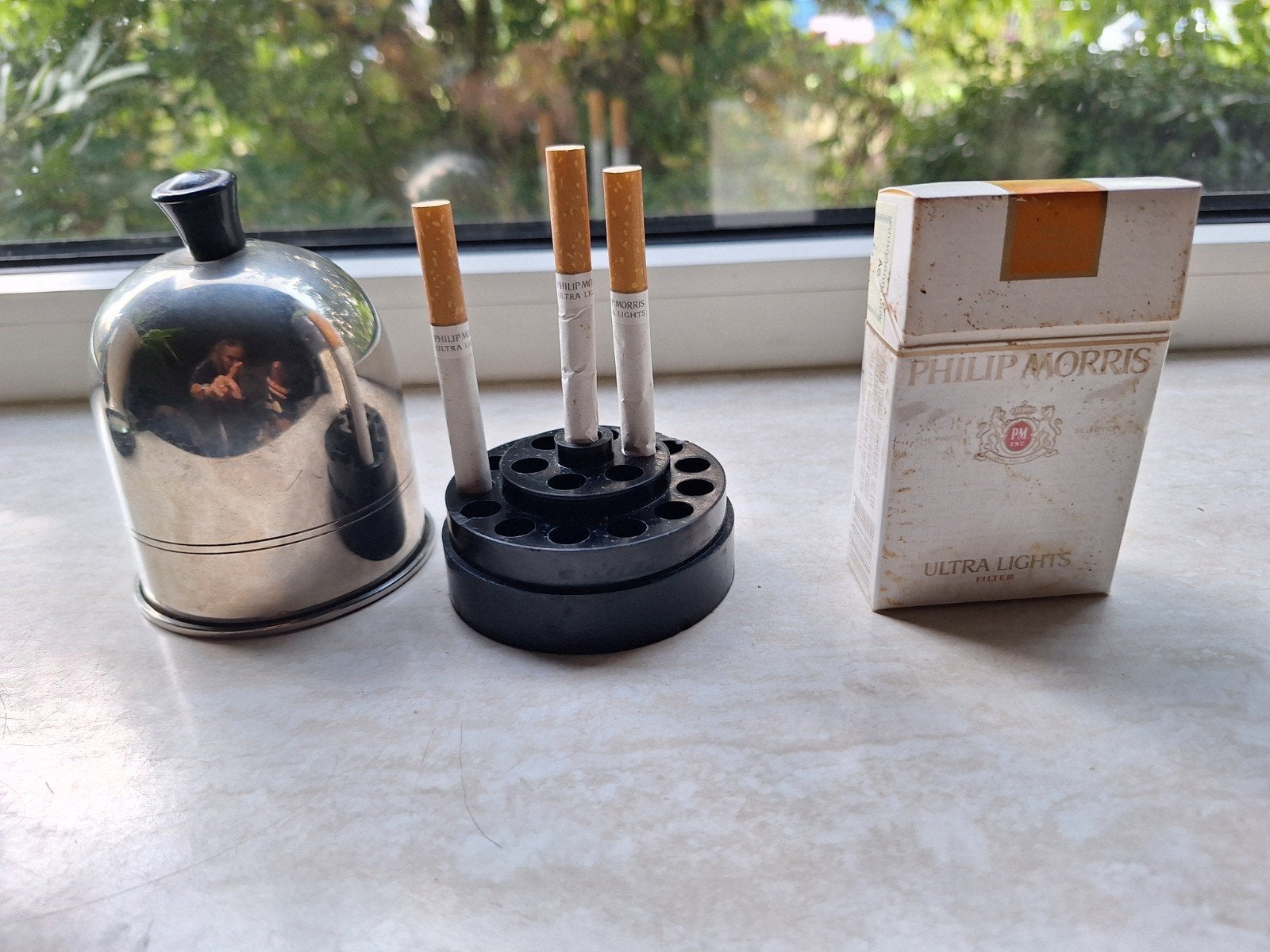 Vintage Philip Morris sigaretten en Sigarettenhouder., Ophalen of Verzenden, Gebruikt
