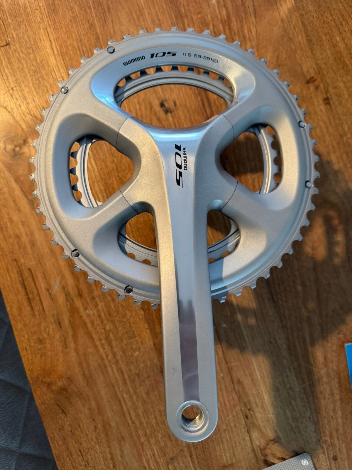 Shimano 105 crankstel, Fietsen en Brommers, Fietsonderdelen, Crankstel of Pedalen, Overige materialen, Ophalen of Verzenden, Zo goed als nieuw