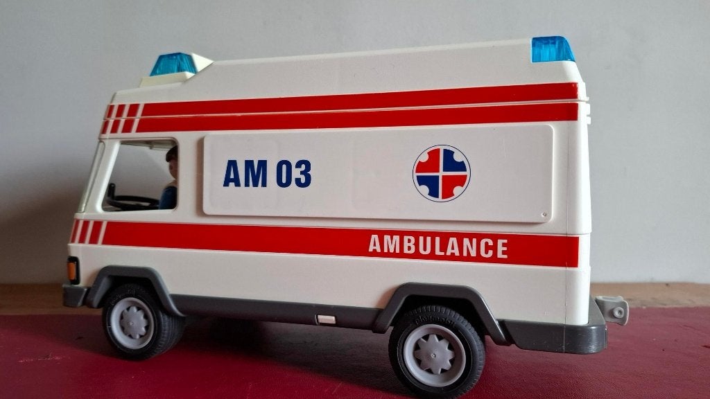 Playmobil ziekenwagen AM03, Gebruikt, Complete set, Voertuig, Ophalen of Verzenden