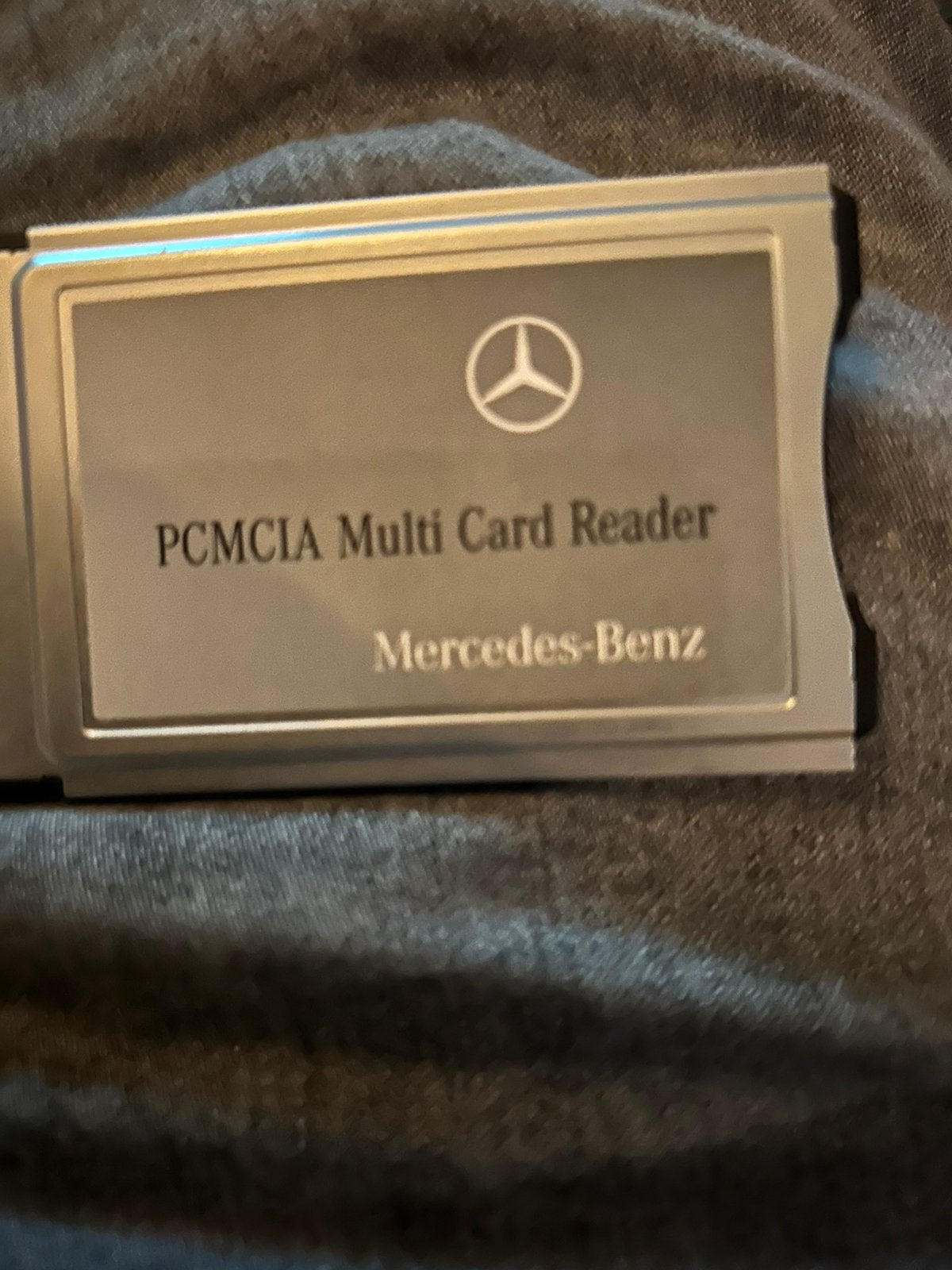 Cardreader voor Merc C w204 voor muziek en geheugen, Ophalen of Verzenden, Zo goed als nieuw, Zwart