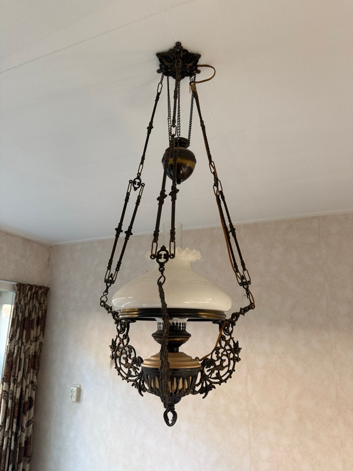 Antieke olielamp hanglamp met katrollen en decoraties, Antiek en Kunst, Ophalen