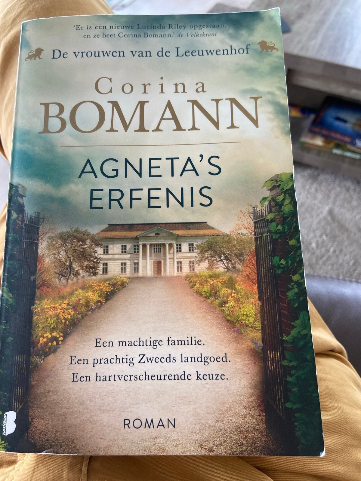 Corina Bomann - Agneta's Erfenis (De vrouwen van de Leeuwenh, Ophalen of Verzenden, Zo goed als nieuw, Nederland