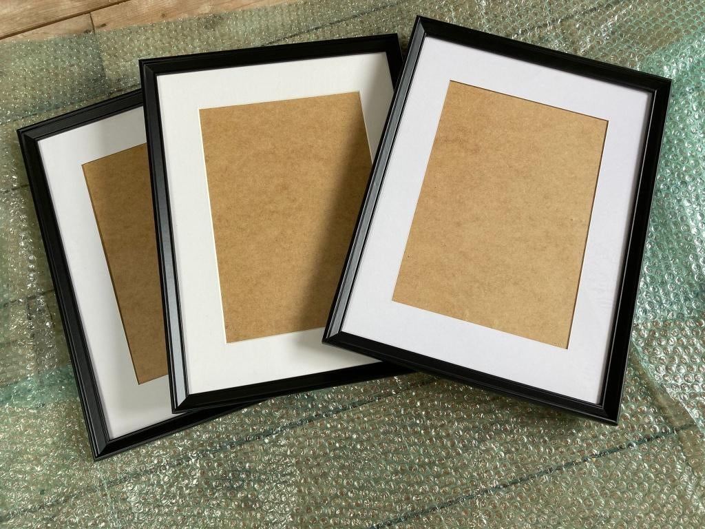 3 zwarte fotolijsten 42 x 32 cm, Minder dan 50 cm, Ophalen of Verzenden, Zo goed als nieuw, Minder dan 50 cm