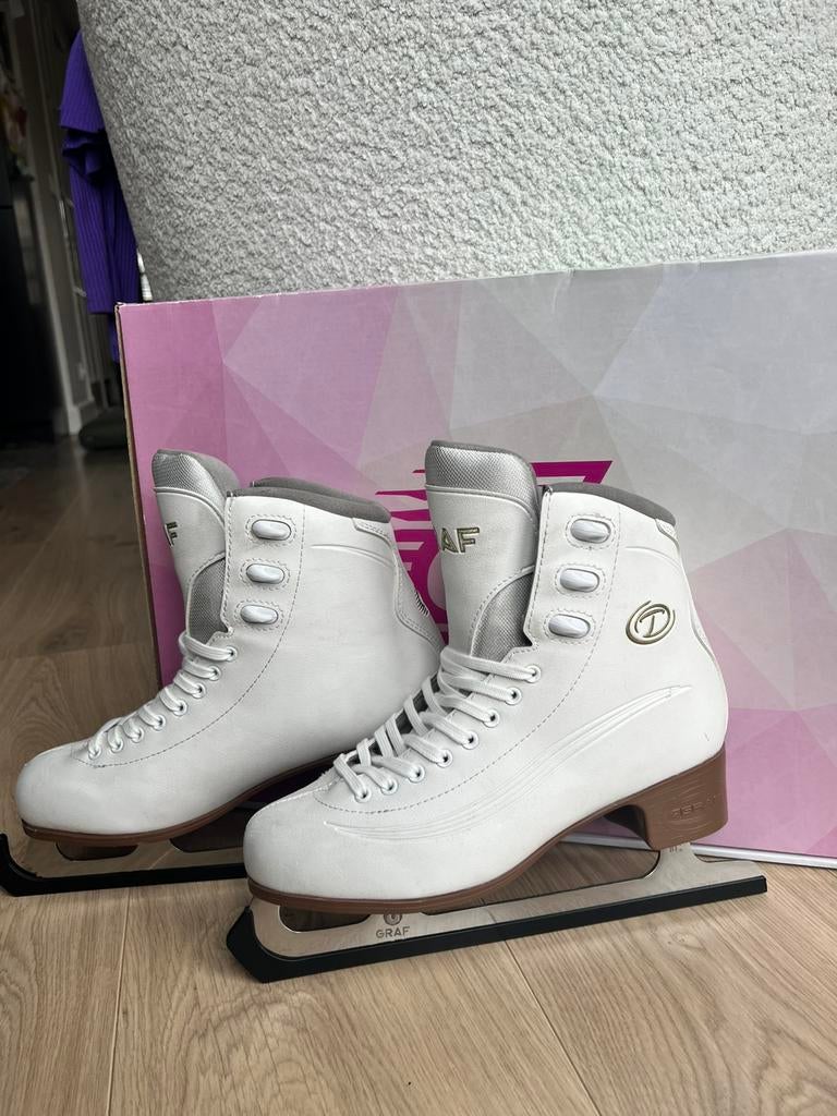 Witte Graf kunstschaatsen - Maat 41, Sport en Fitness, Schaatsen, Ophalen of Verzenden, Gebruikt, Kunstschaatsen, Overige merken