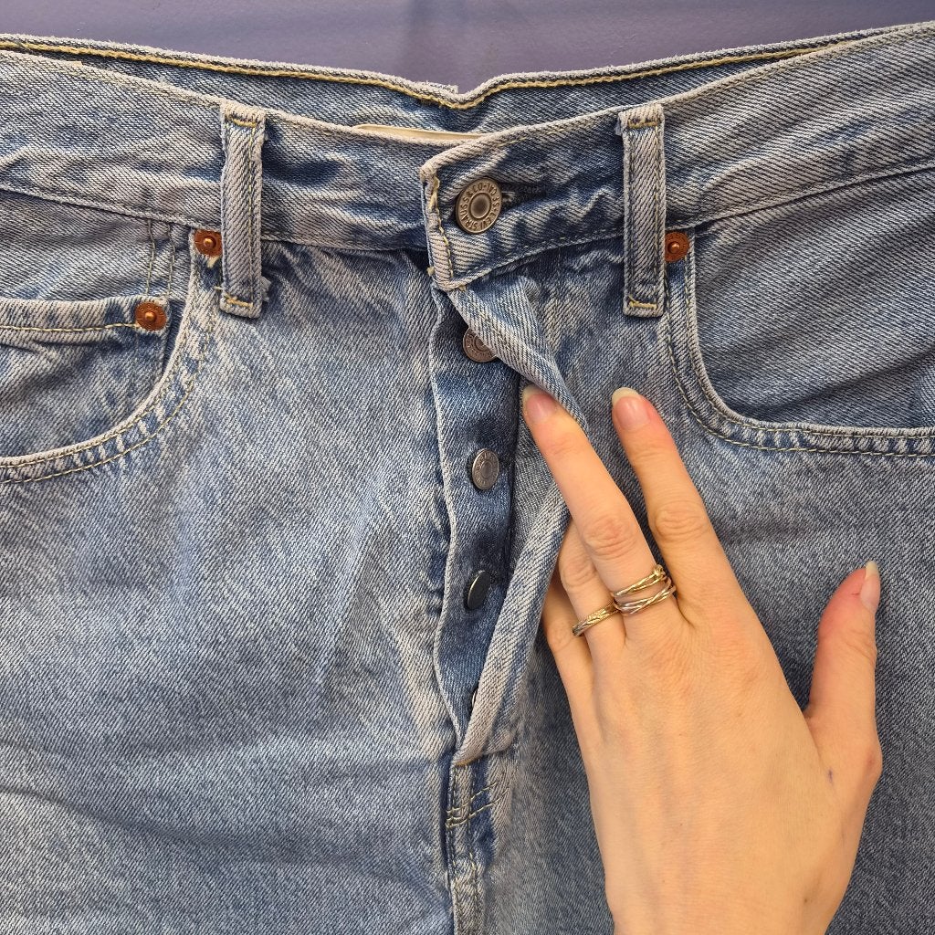 Levi’s Ribcage spijkerrok W30 lichtblauw denim nr 51953, Kleding | Dames, Rokken, Maat 38/40 (M), Levi Strauss & Co., 1155 Battery St, San Francisco, CA 94111, USA