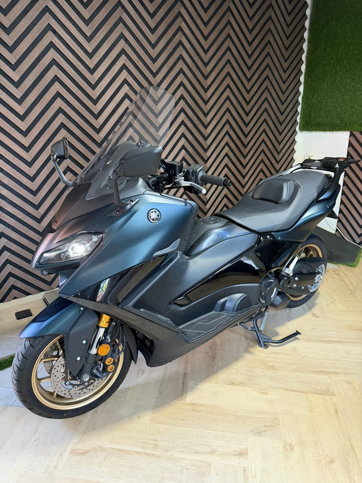 Yamaha TMAX Tech MAX 560, Motoren, Scooter, Particulier