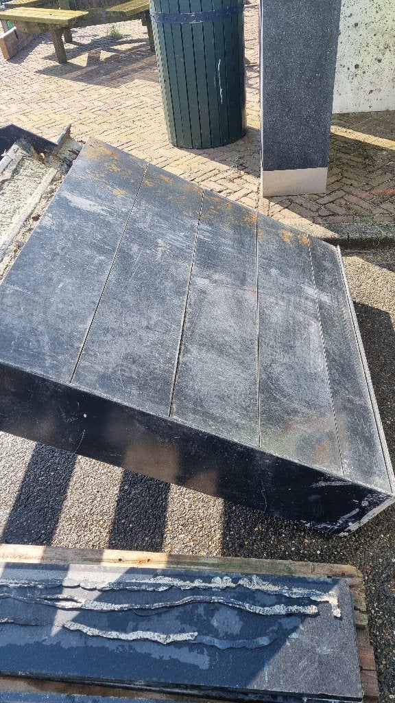 Dubbele kwartslagtrap trap staal steen ( 478 ), Doe-het-zelf en Verbouw, Ophalen, Gebruikt, Nb, Nb