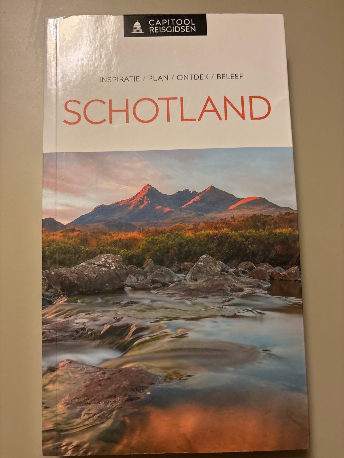 Capitool Reisgids Schotland - Inspiratie & Ontdek, Capitool, Europa, Nieuw, Ophalen of Verzenden