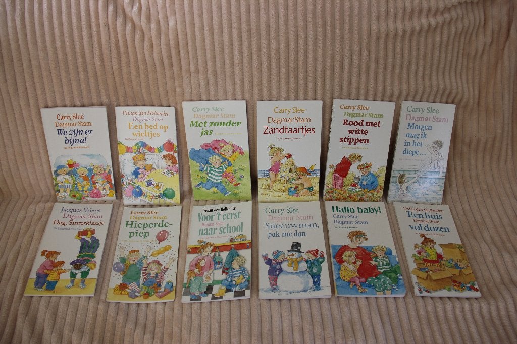 Twaalf boekjes van Dagmar Stam, Boeken, Ophalen of Verzenden, Gelezen, Vivian den Hollander en Dagmar Stam, Fictie algemeen