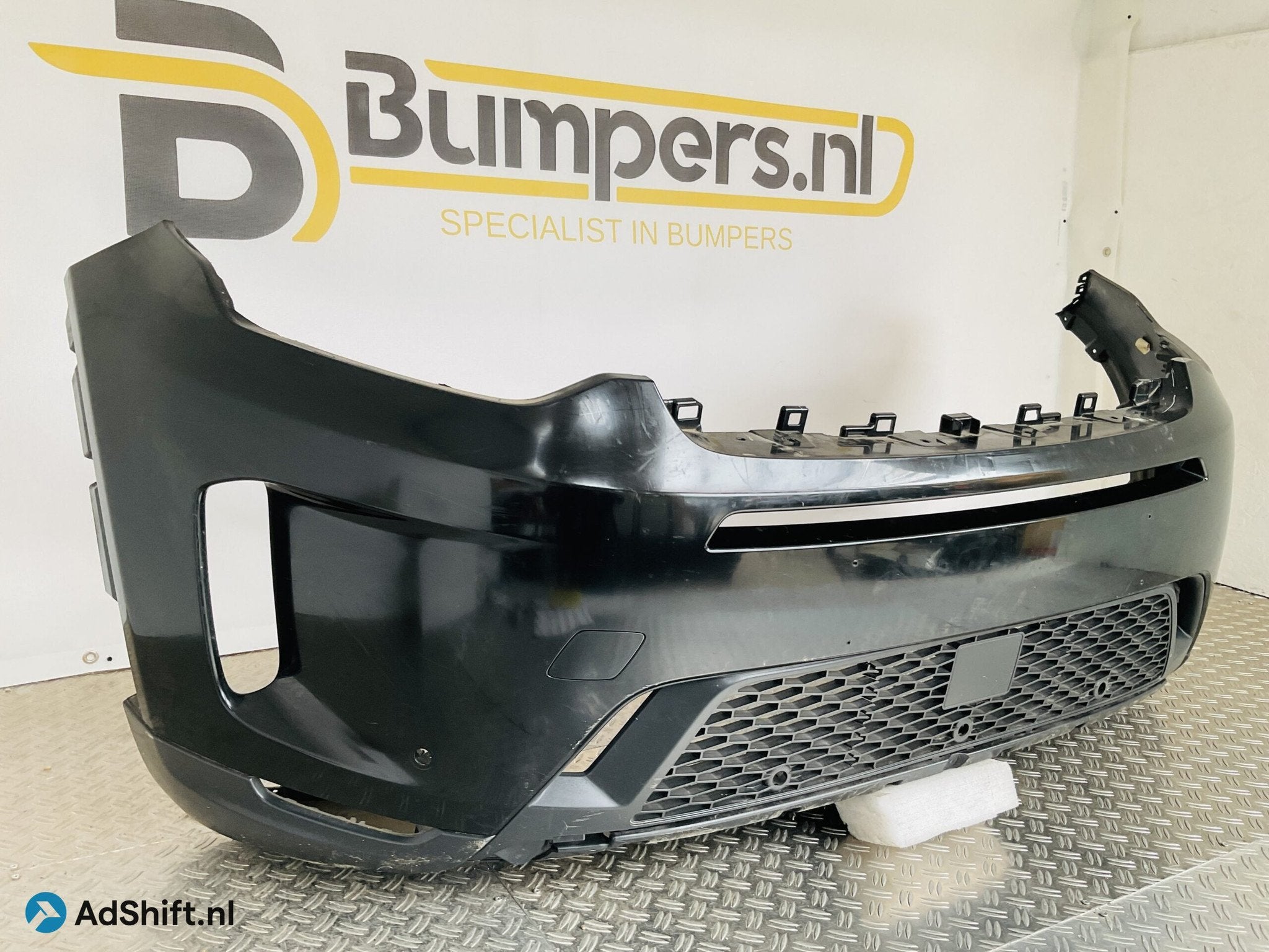 Bumper Land Rover Discovery L550 Sport LK72-17F003-AA Voorbu, Auto-onderdelen, Carrosserie en Plaatwerk, Bumper