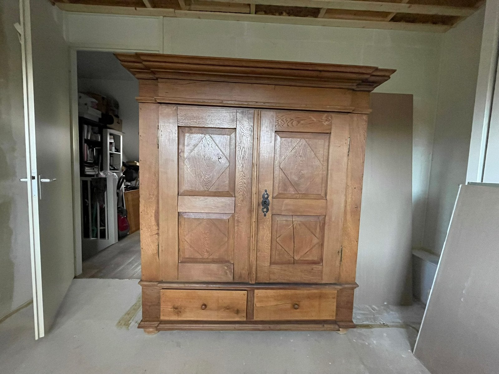 Antieke dekenkast eikenhout 186x172x70, Ophalen