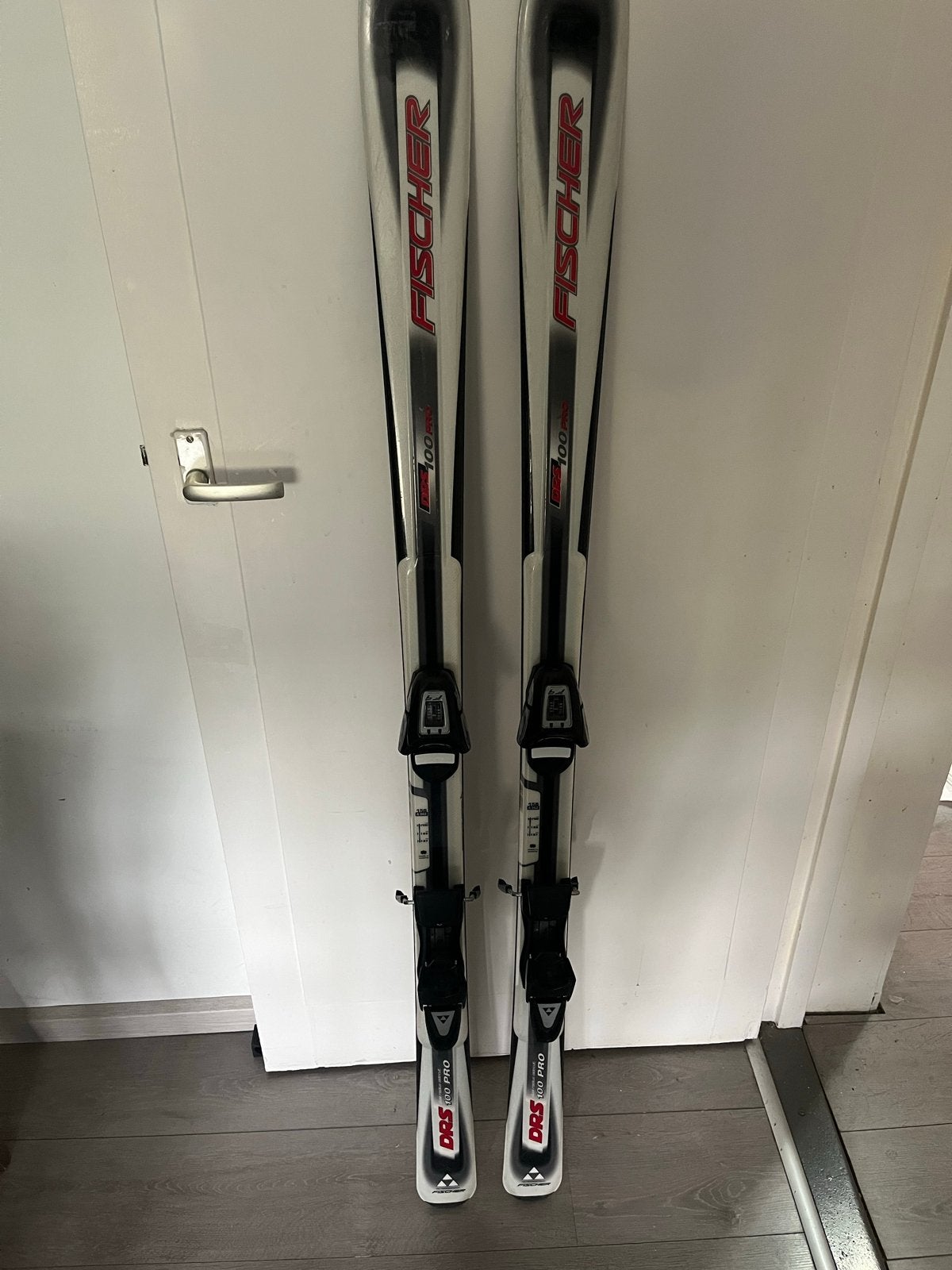 Fischer DRS 100 PRO ski's te koop, Sport en Fitness, Skiën en Langlaufen, Gebruikt, Ski's, Skiën, Fischer, Carve, 160 tot 180 cm