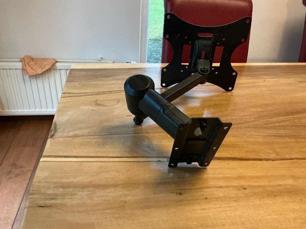 TV Ophangsysteem, Ophalen, Gebruikt