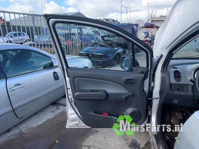 Portier 4Deurs links-voor van een Opel Agila (GBZ), Gebruikt, -, Deur, -