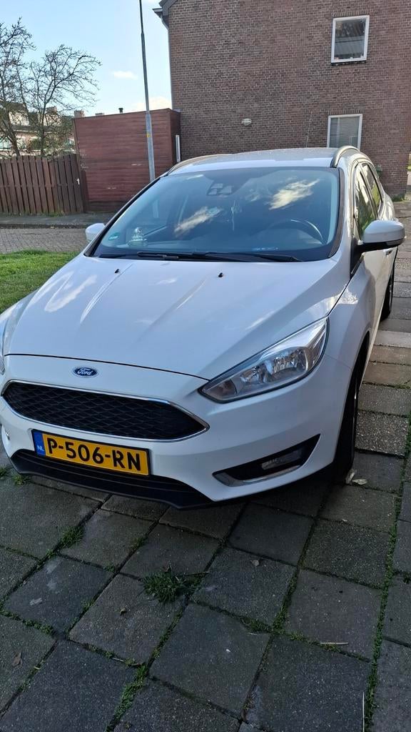 Ford Focus 1.0 Ecoboost 92KW Wagon AUT 2016 Wit, Auto's, Ford, Particulier, Focus, Benzine, B, Stationwagon, Automaat, Geïmporteerd